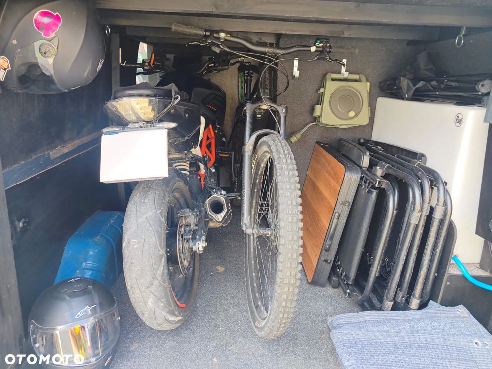 Ford Transit - 10