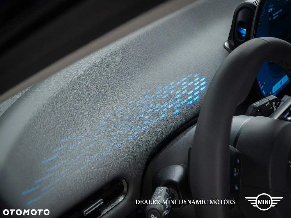 MINI Cooper E Essential Trim - 21