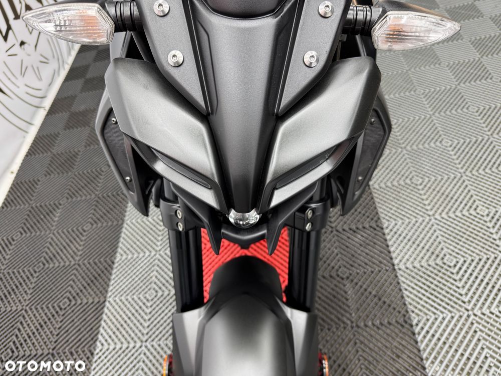 Yamaha MT - 10