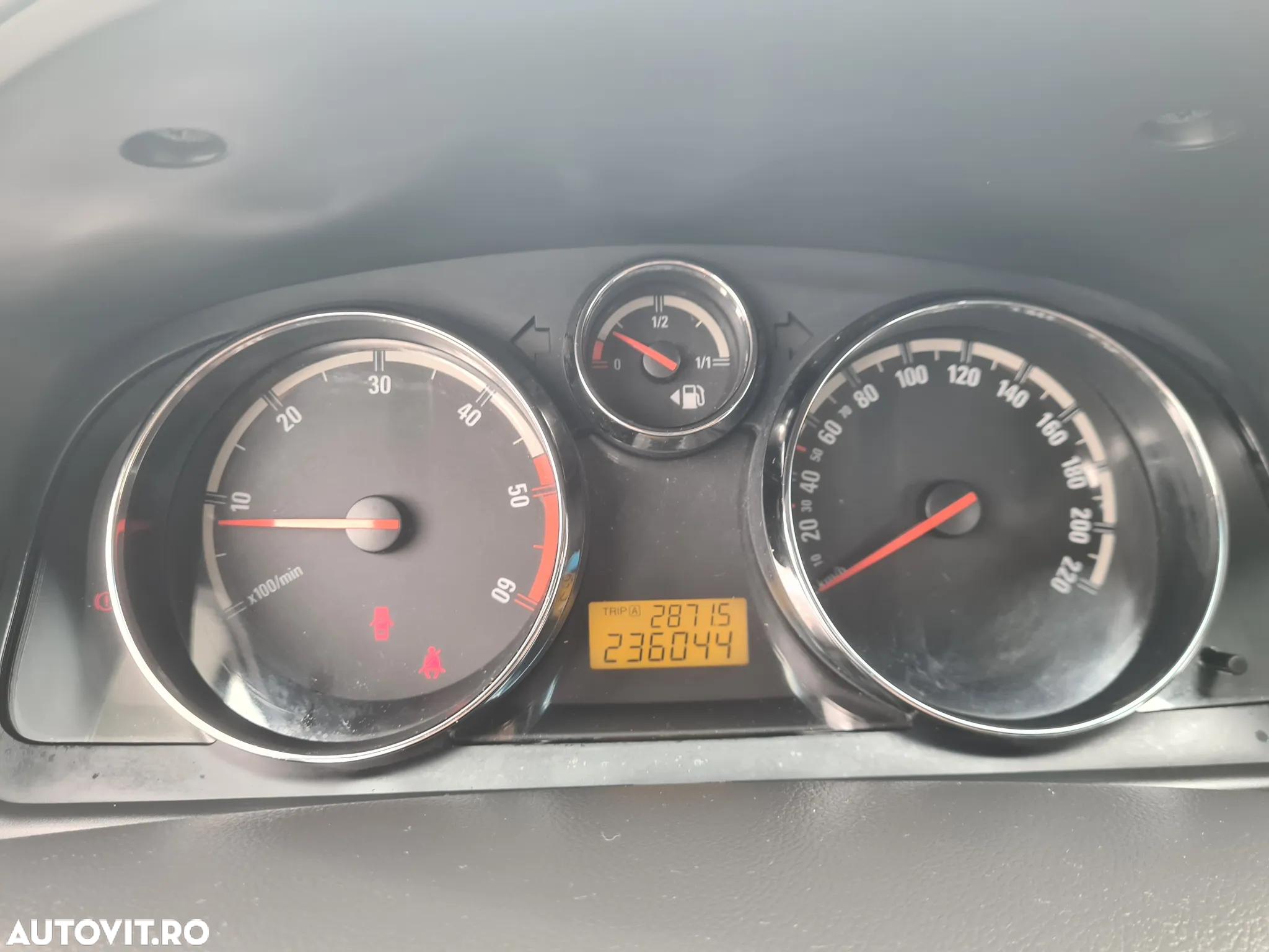 Opel Antara 2.0 CDTI 4x4 Cosmo - 25