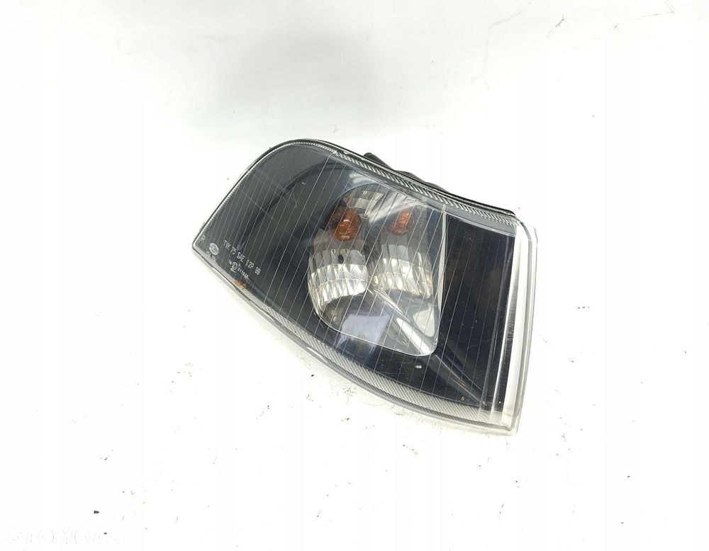 KIERUNKOWSKAZ PRAWY PRZÓD VOLVO S 40 TVK75SAEI2P99 - 2