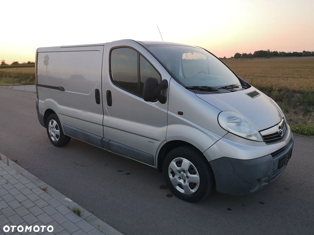 Opel VIVARO - 29