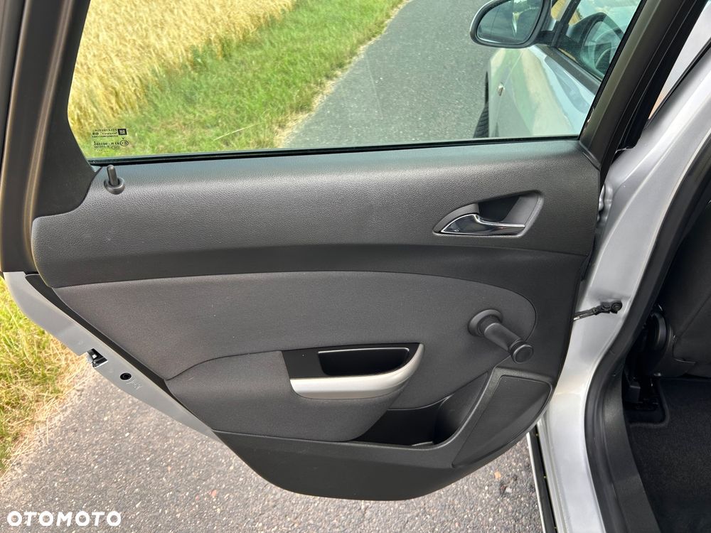 Opel Astra 1.4 Turbo - 17
