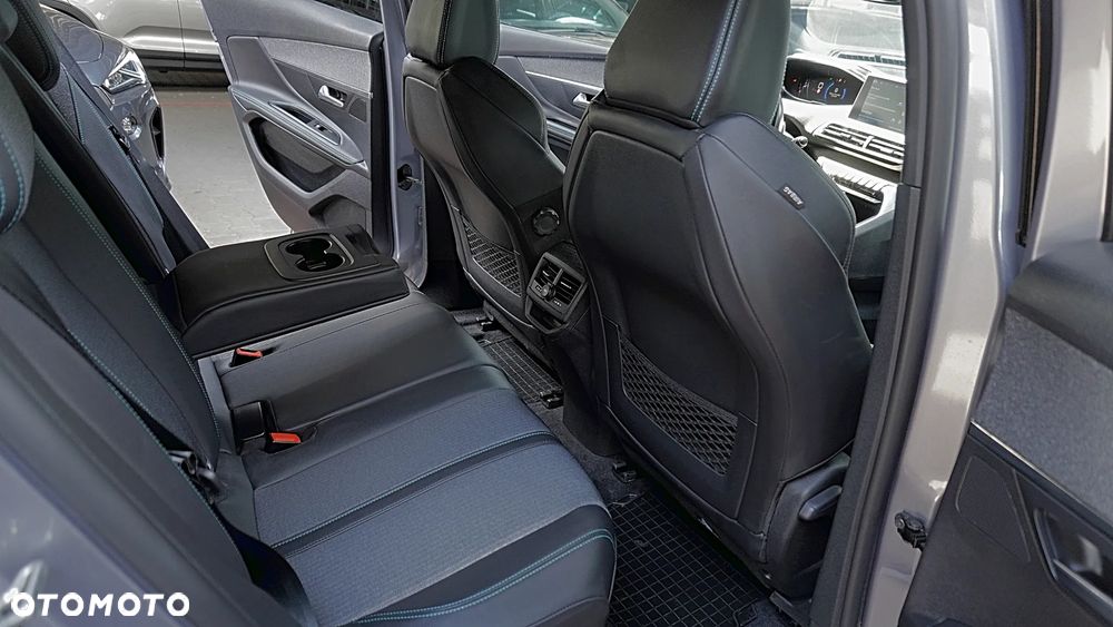 Peugeot 3008 1.2 PureTech Allure Pack S&S EAT8 - 13