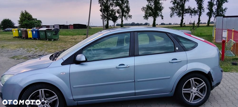 Ford Focus 1.6 TDCi Ghia - 2