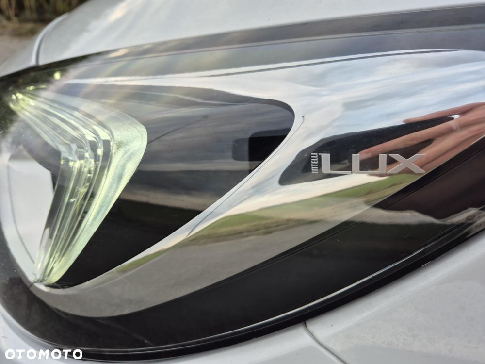 Opel Astra 1.6 T Elite S&S - 6