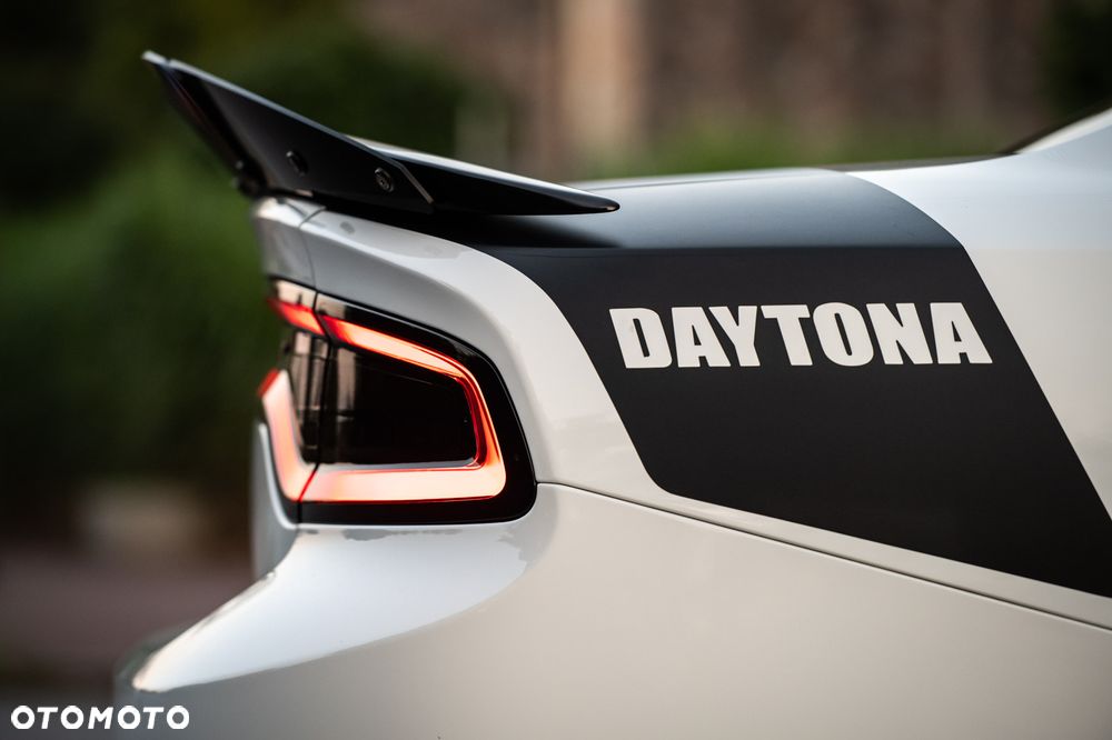 Dodge Charger 5.7 R/T Daytona - 11