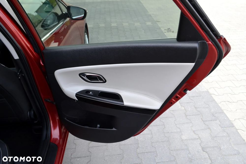 Kia Ceed 1.6 GDI L DCT - 20
