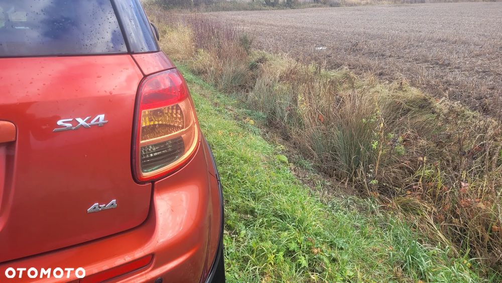 Suzuki SX4 - 9