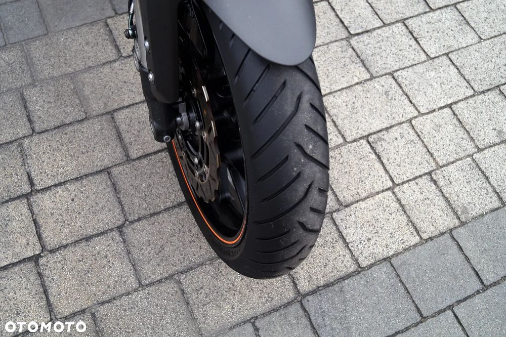 Yamaha MT - 16