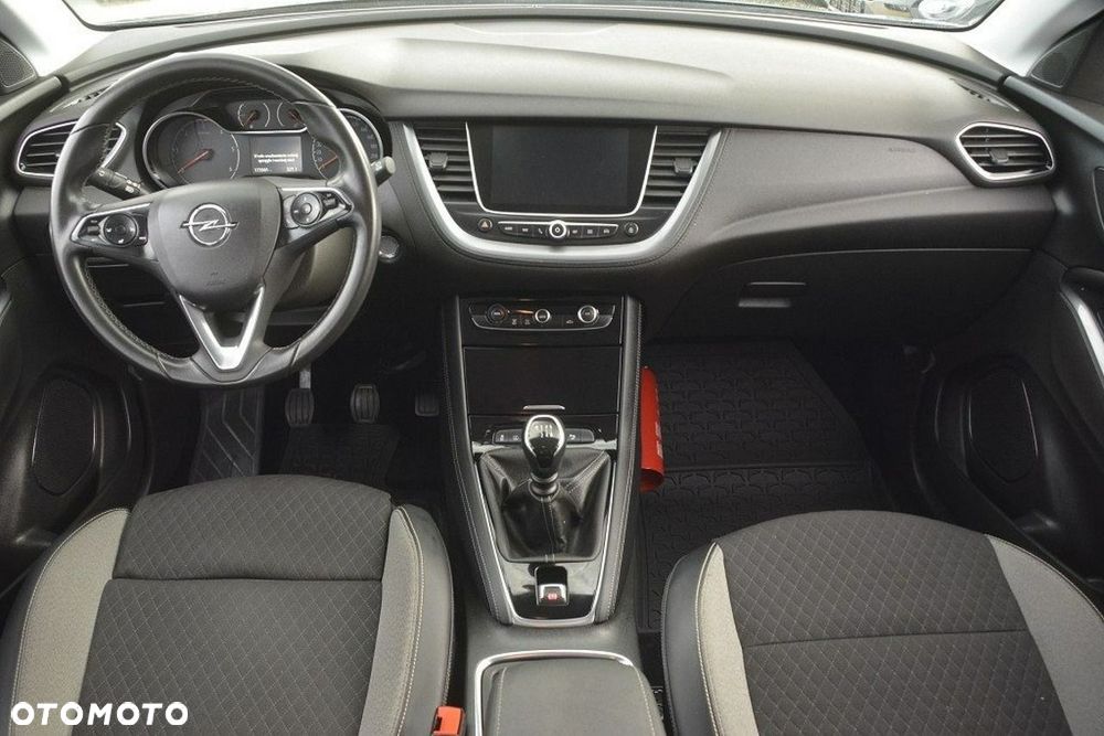 Opel Grandland X 1.5 D Start/Stop Business INNOVATION - 17