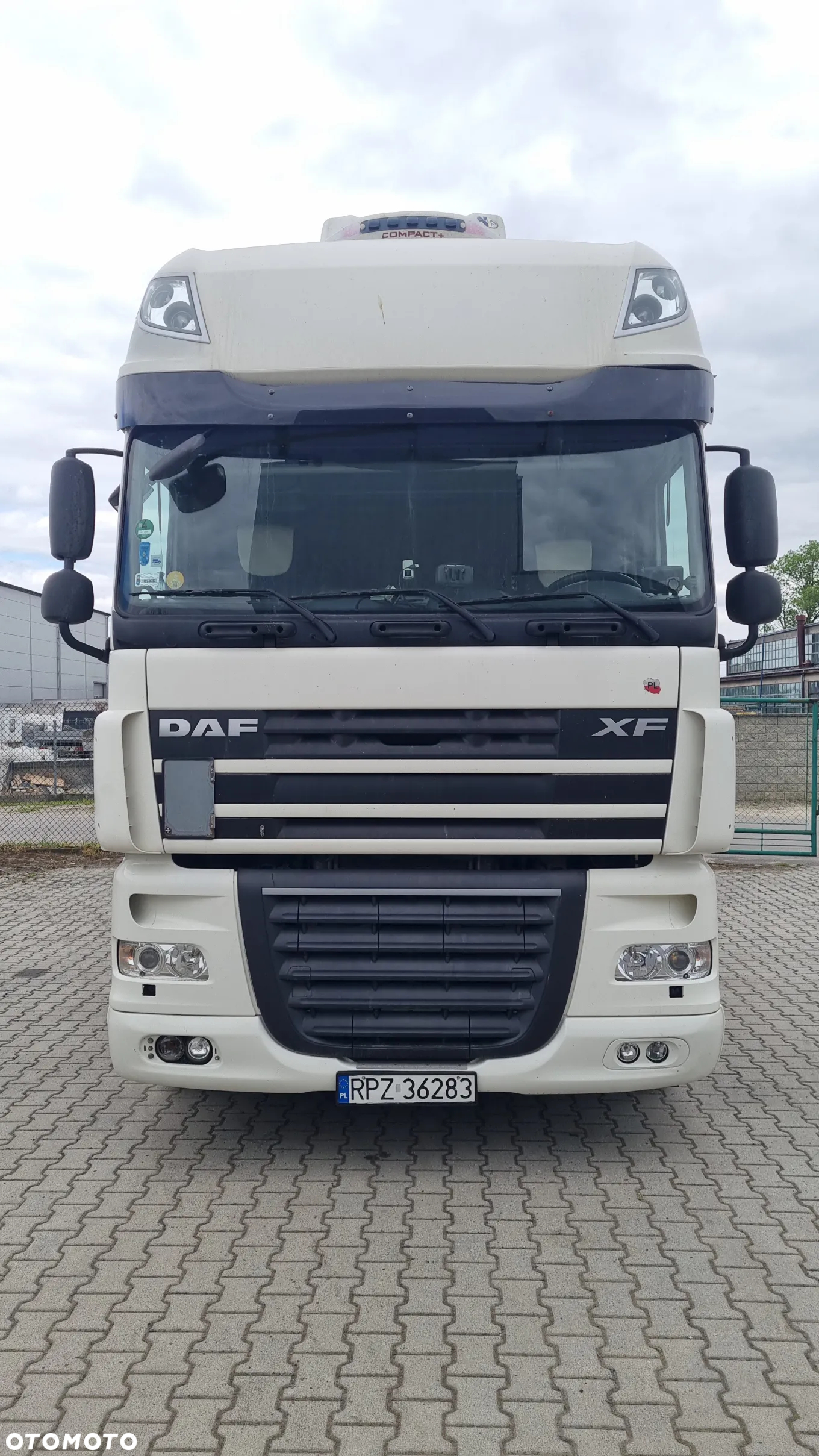 DAF 105XF460 - 2