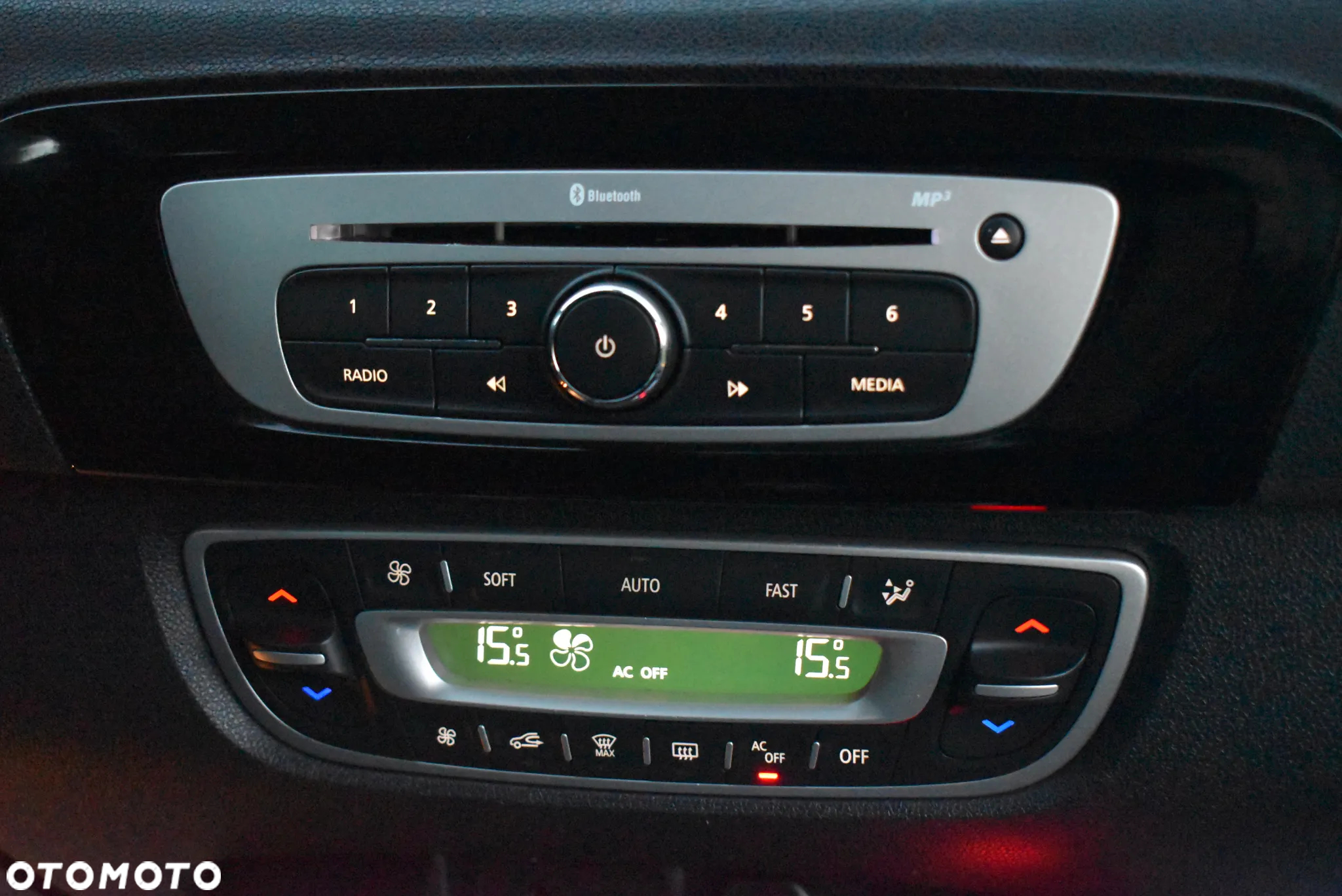 Renault Scenic ENERGY TCe 130 S&S Xmod Bose Edition - 37