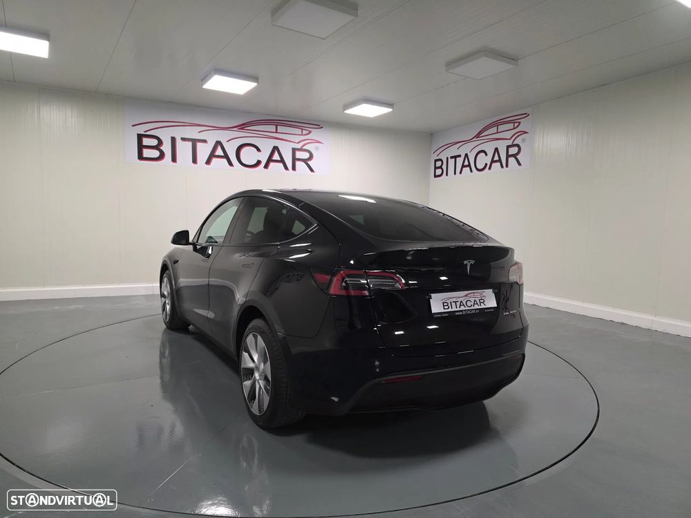 Tesla Model Y Long Range Tração Integral - 18