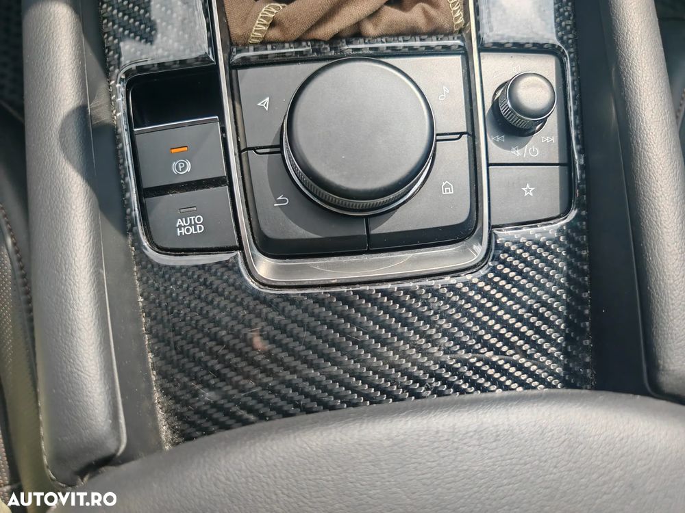 Mazda 3 e-SKYACTIV-X 186 M HYBRID EXCLUSIVE-LINE - 17