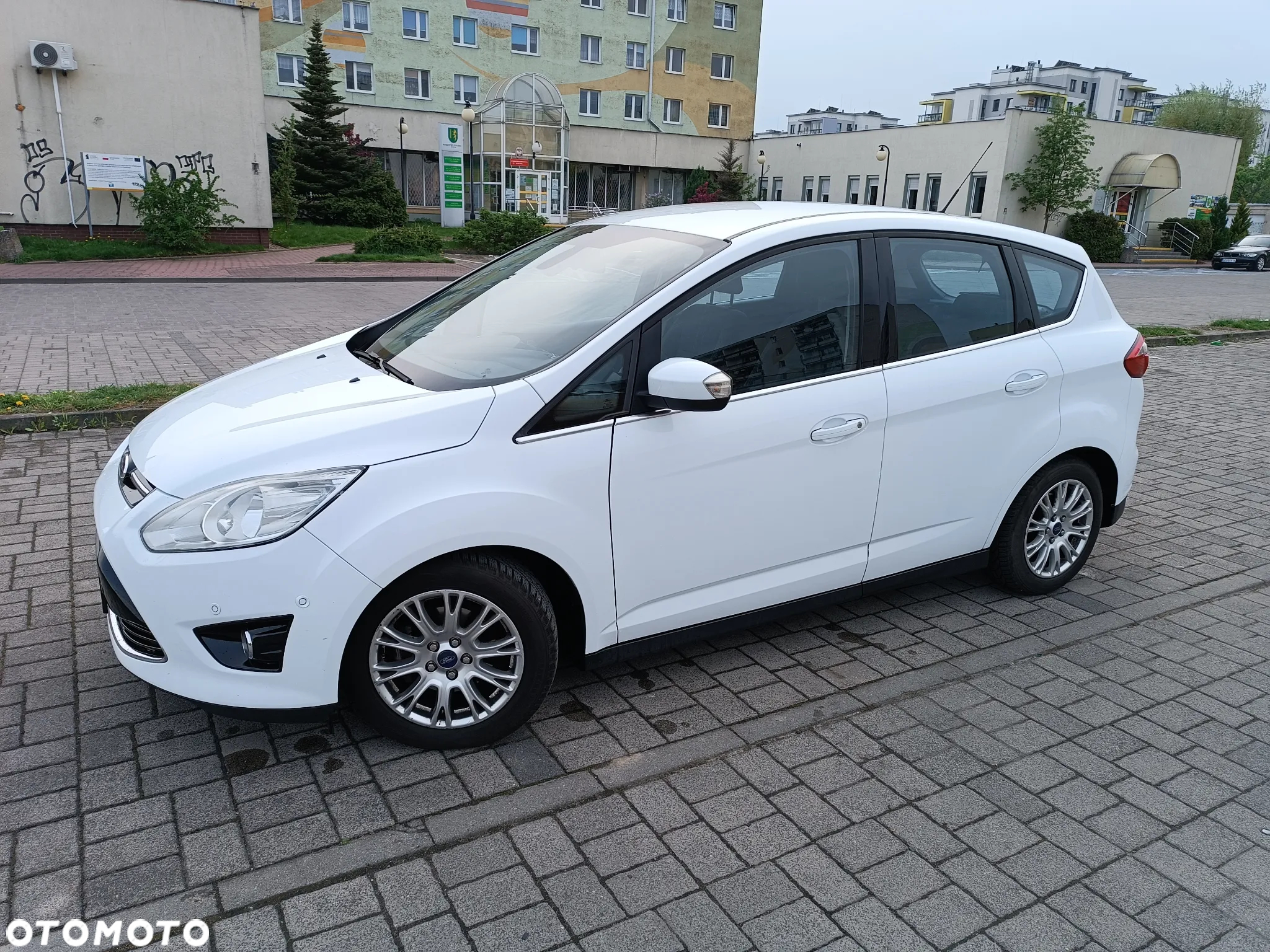 Ford C-MAX 1.6 TDCi Start-Stop-System Trend - 14