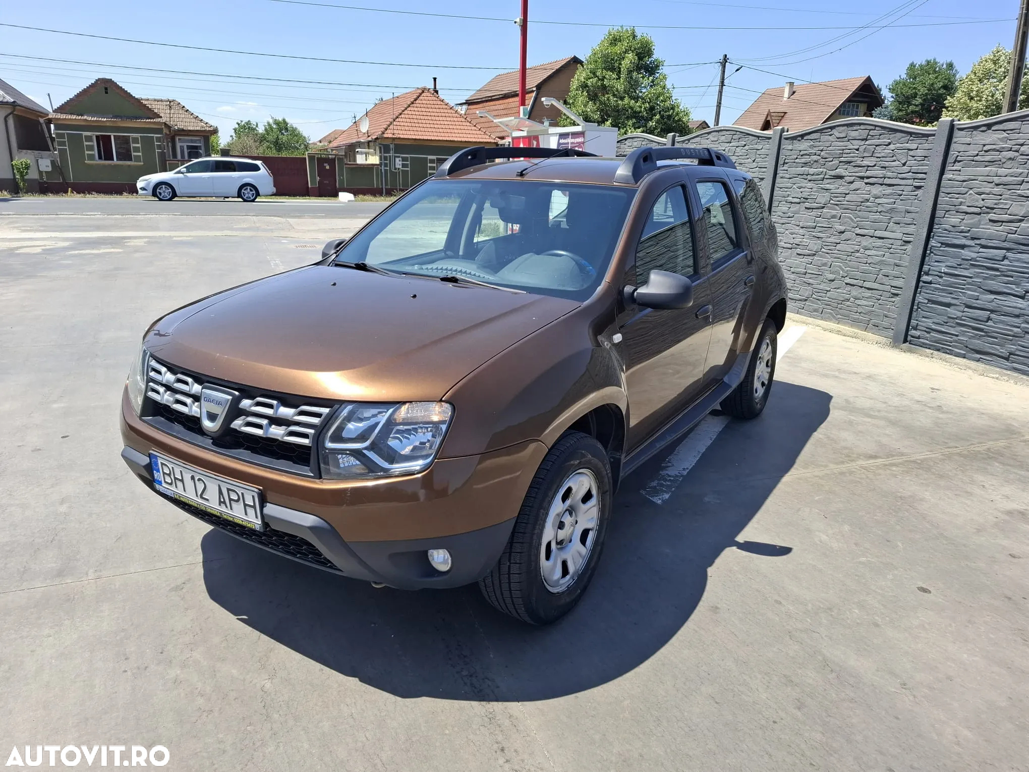 Dacia Duster 1.2 TCe 4x2 Laureate - 2
