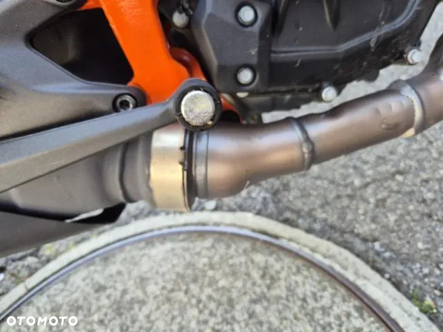KTM Duke - 19