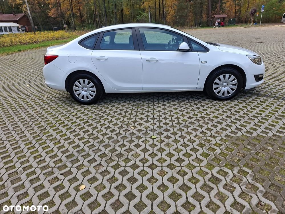 Opel Astra IV 1.6 CDTI S&S - 11