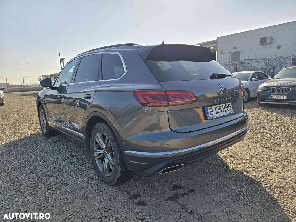 Volkswagen Touareg - 5