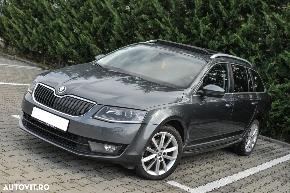 Skoda Octavia 1.6 TDI Elegance DSG - 2