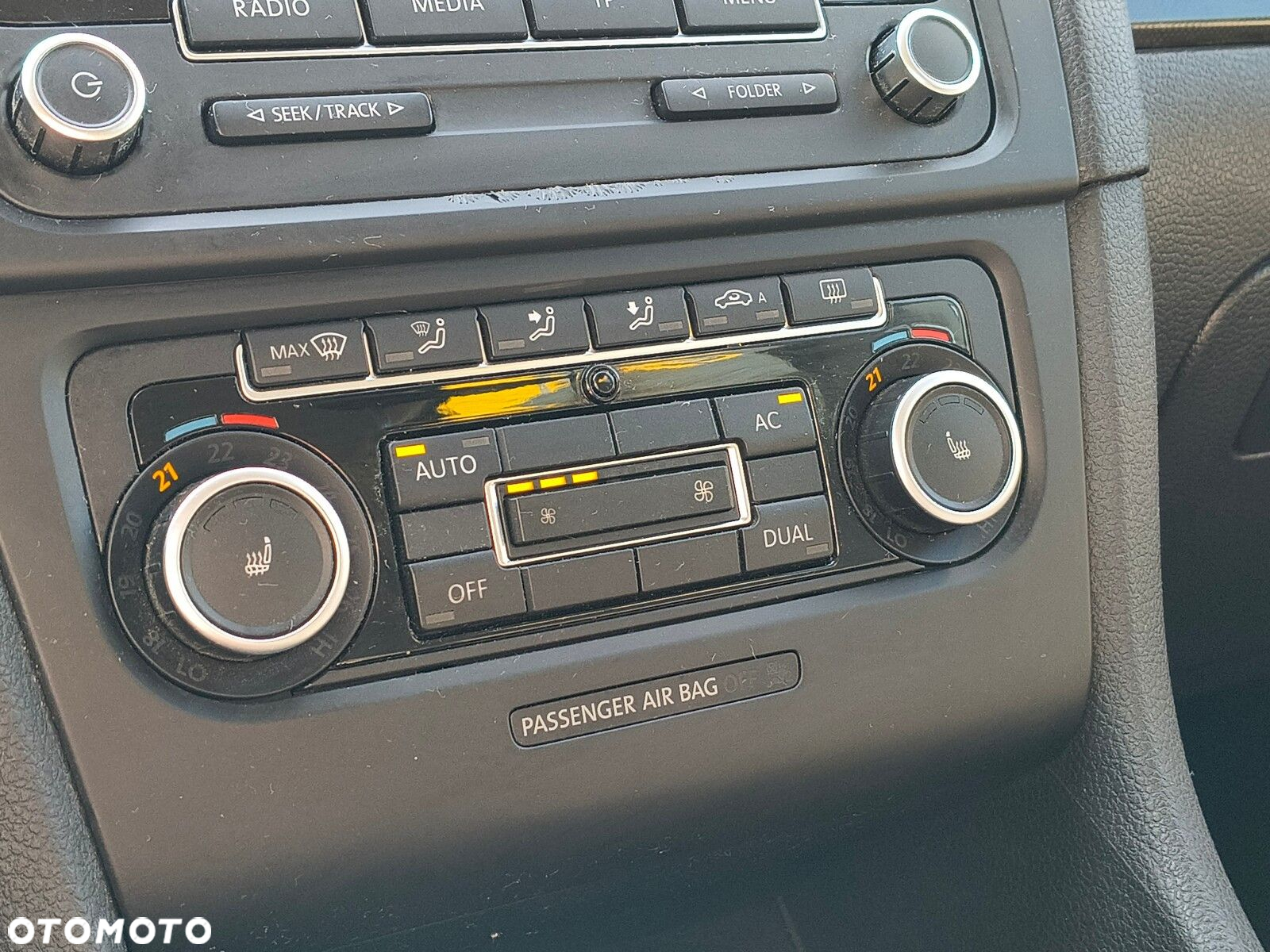 Volkswagen Golf - 18
