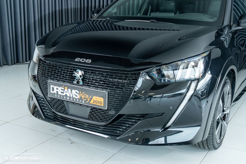 Peugeot e-208 GT Pack - 29