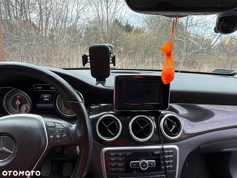Mercedes-Benz CLA - 13