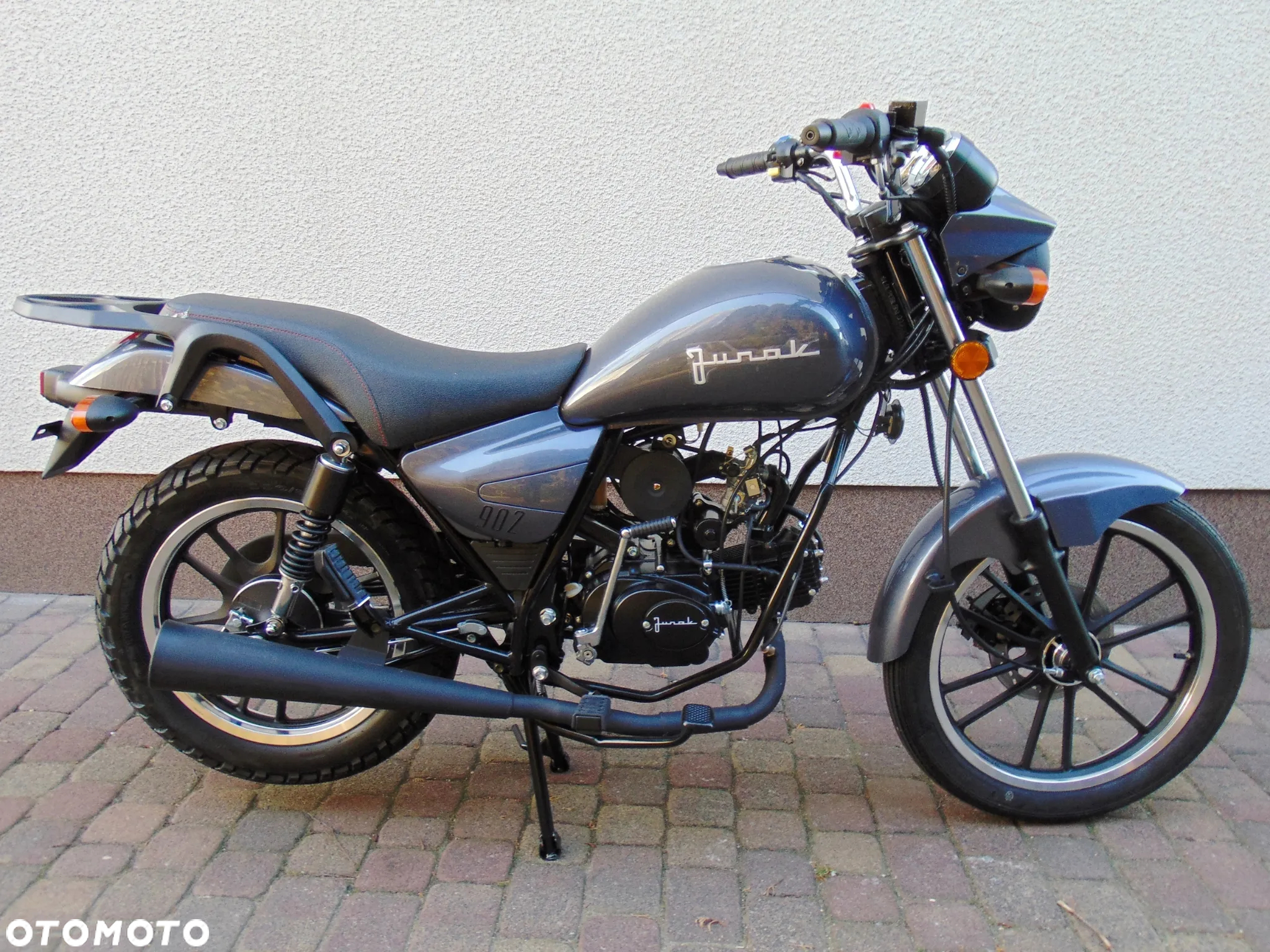 Junak 902 - 2