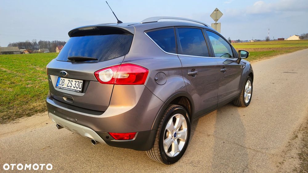 Ford Kuga 2.0 TDCi 4x4 Titanium - 12