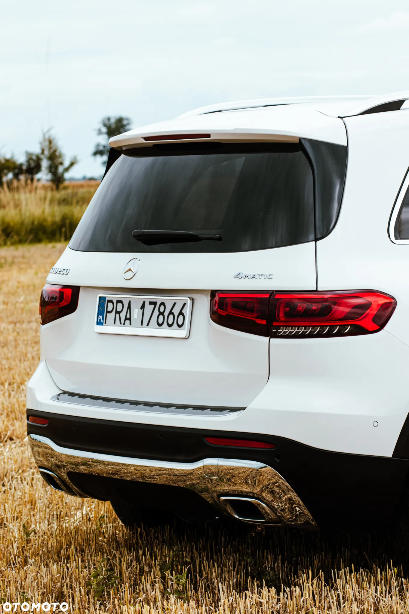 Mercedes-Benz GLB 250 4-Matic Progressive 8G-DCT - 11