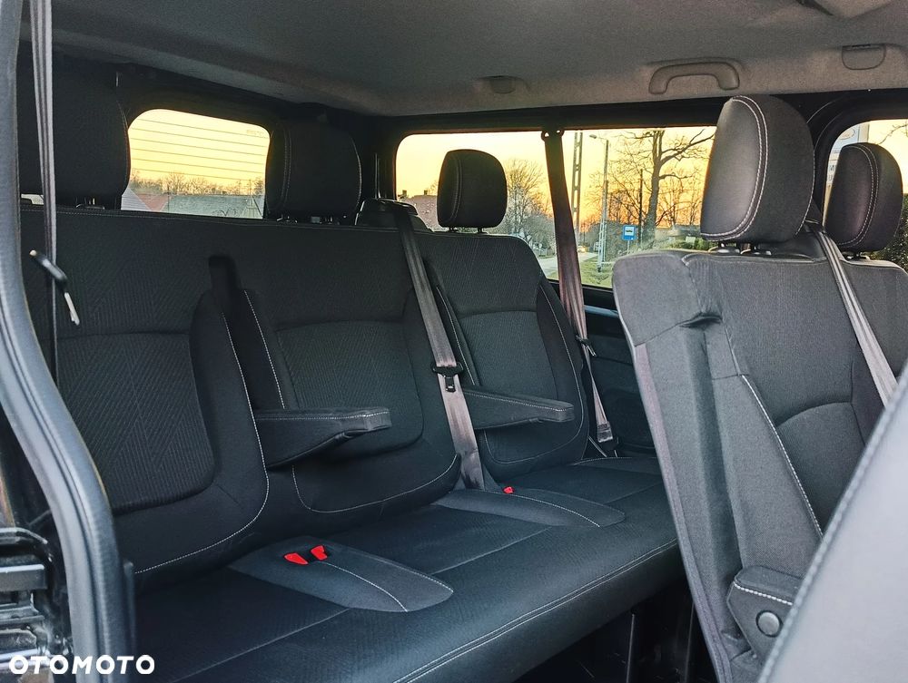 Renault Trafic Grand Combi Expression - 17