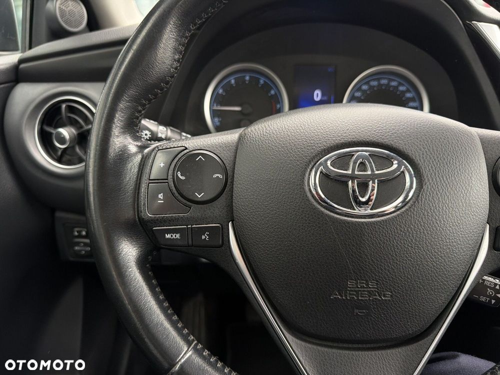 Toyota Corolla 1.6 Comfort - 14