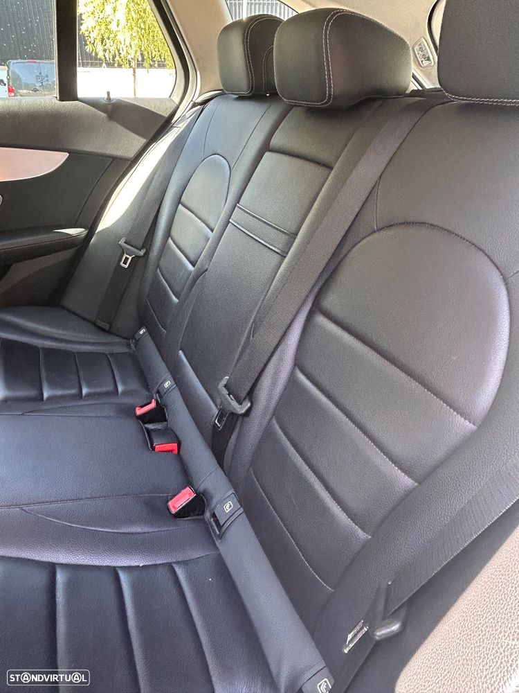 Mercedes-Benz C 200 - 6