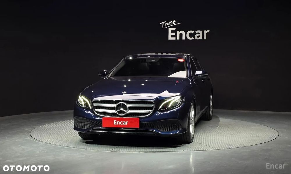 Mercedes-Benz Klasa E 300 d 9G-TRONIC Avantgarde - 4