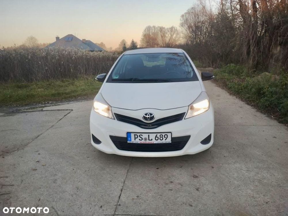 Toyota Yaris 1.33 Active - 4