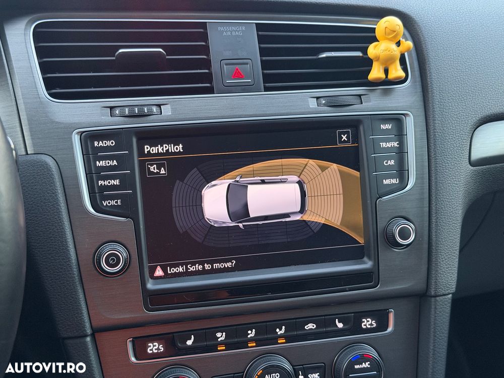 Volkswagen Golf - 35