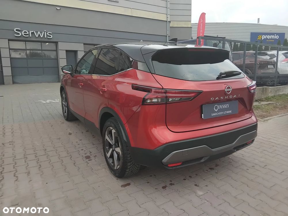 Nissan Qashqai 1.3 DIG-T MHEV 4x4 N-Connecta Xtronic - 4