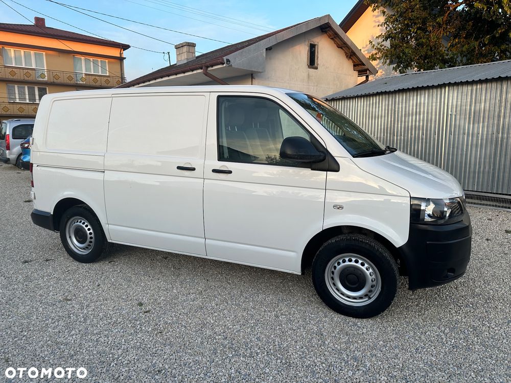 Volkswagen Transporter - 8