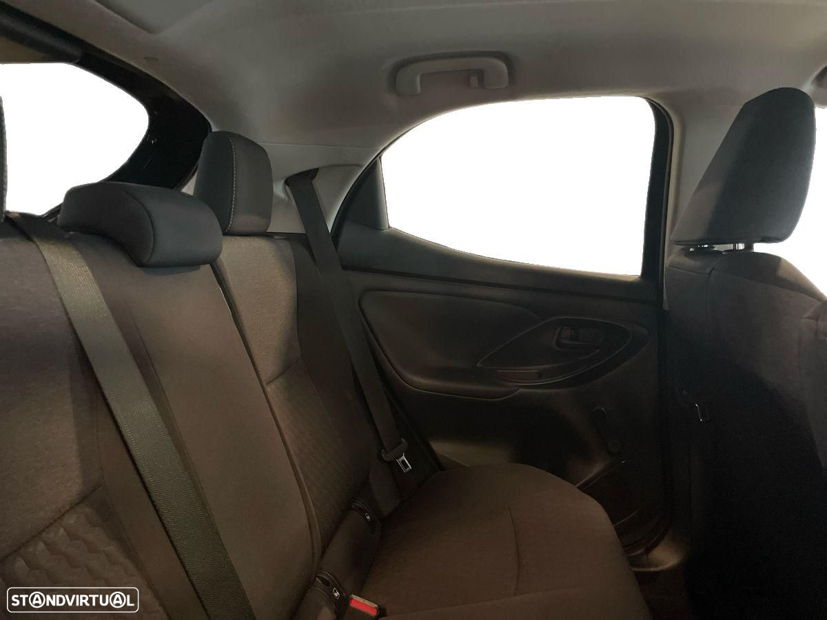 Toyota Yaris 1.0 VVT-i Comfort Plus - 7
