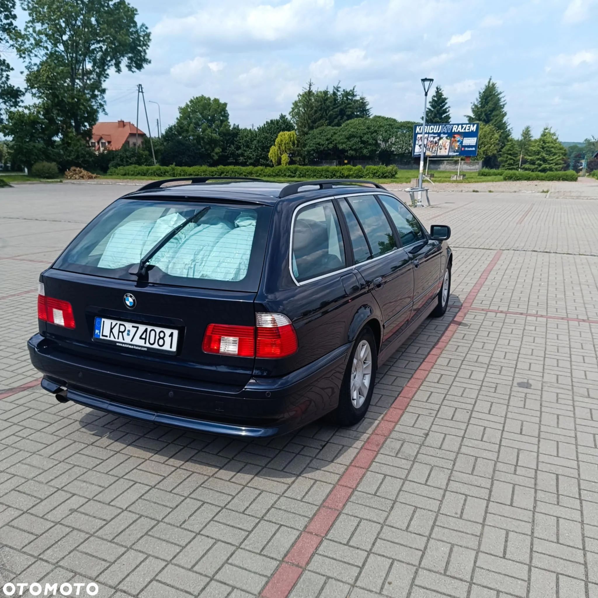 BMW Seria 5 520i Touring - 1