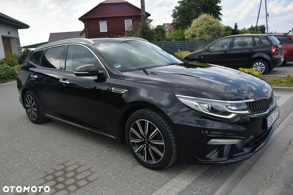 Kia Optima - 8