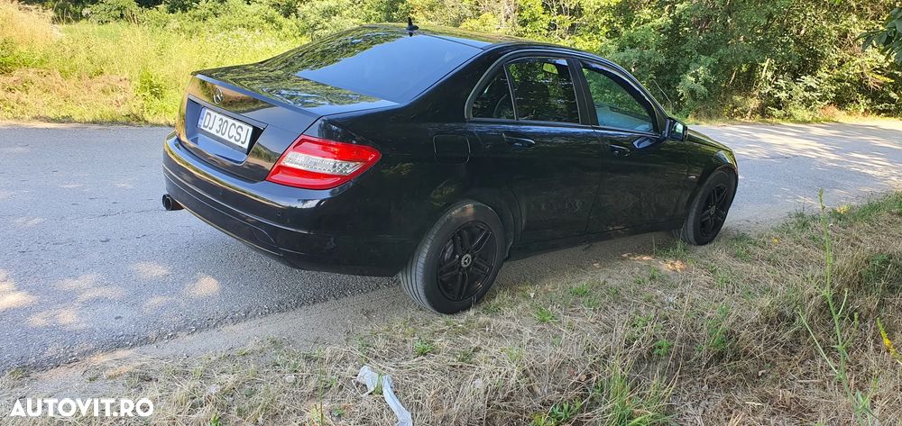 Mercedes-Benz C - 13
