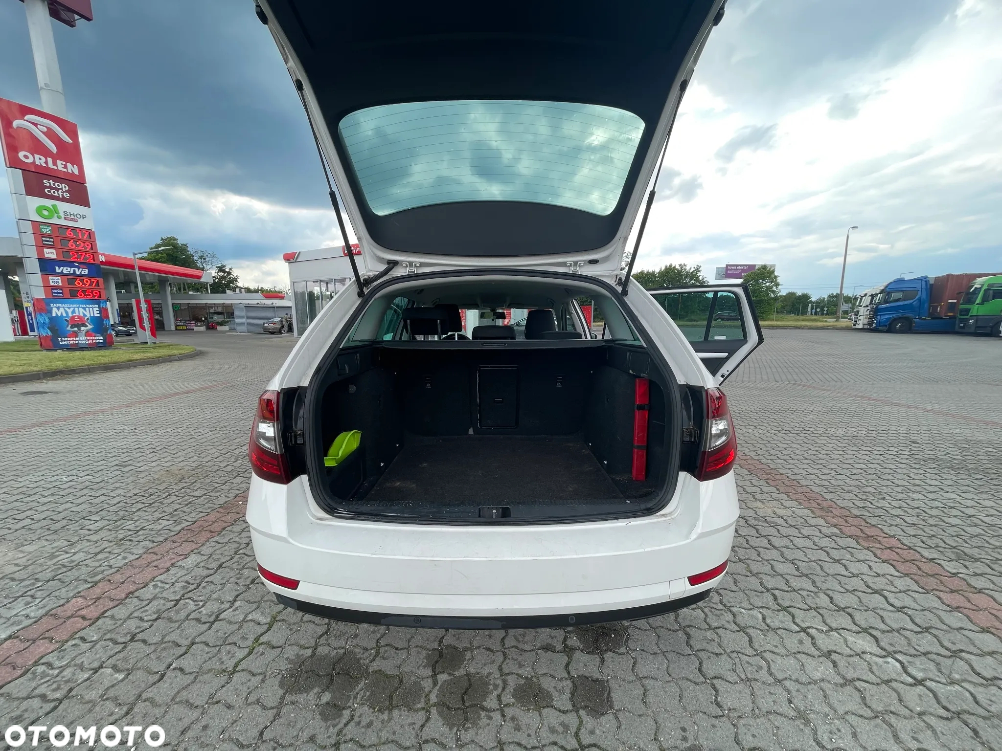 Skoda Octavia 1.4 TSI Ambition - 3