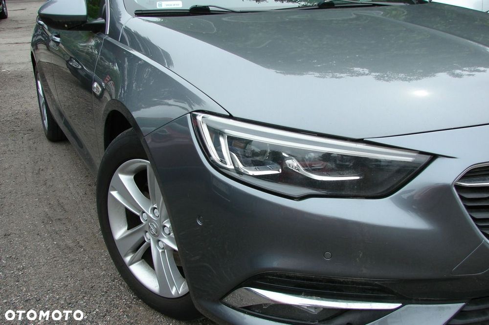 Opel Insignia - 17