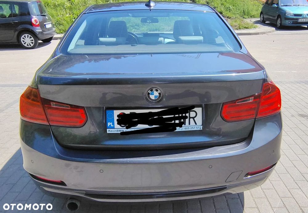 BMW Seria 3 320d - 4