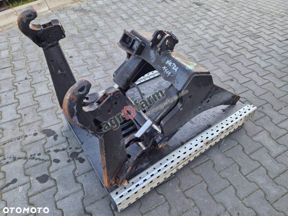 TUZ, przedni podnośnik VALTRA N111 - 3