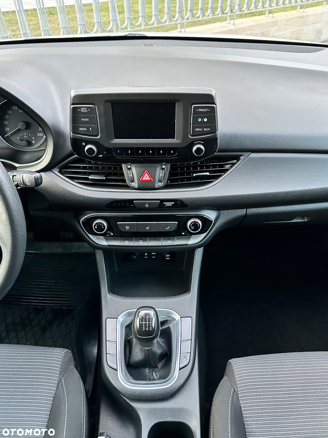 Hyundai i30 1.4 Premiere Comfort - 21