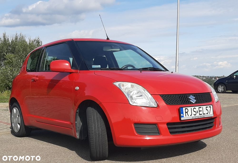 Suzuki Swift - 3