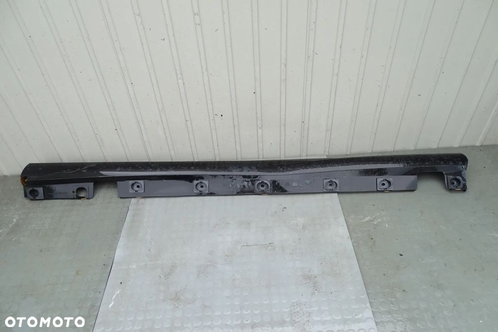 CL AMG W216 LISTWA PROGOWA LEWA A2166900340 C197